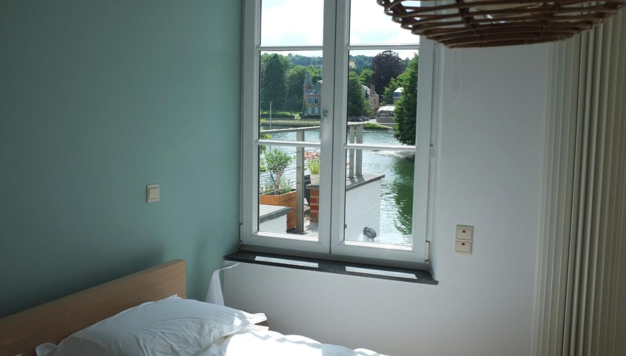 Gite Bord De Meuse Namur Bagian luar foto